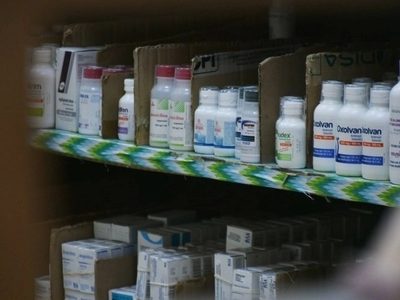 Senadores del PRI proponen quitar ISR a medicamentos ante desabasto en Sistema de Salud