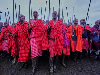 Nace una nueva generación de guerreros maasai en Kenia