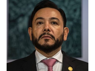 TEPJF desecha impugnación de Héctor Serrano Cortés y frena su candidatura en SLP