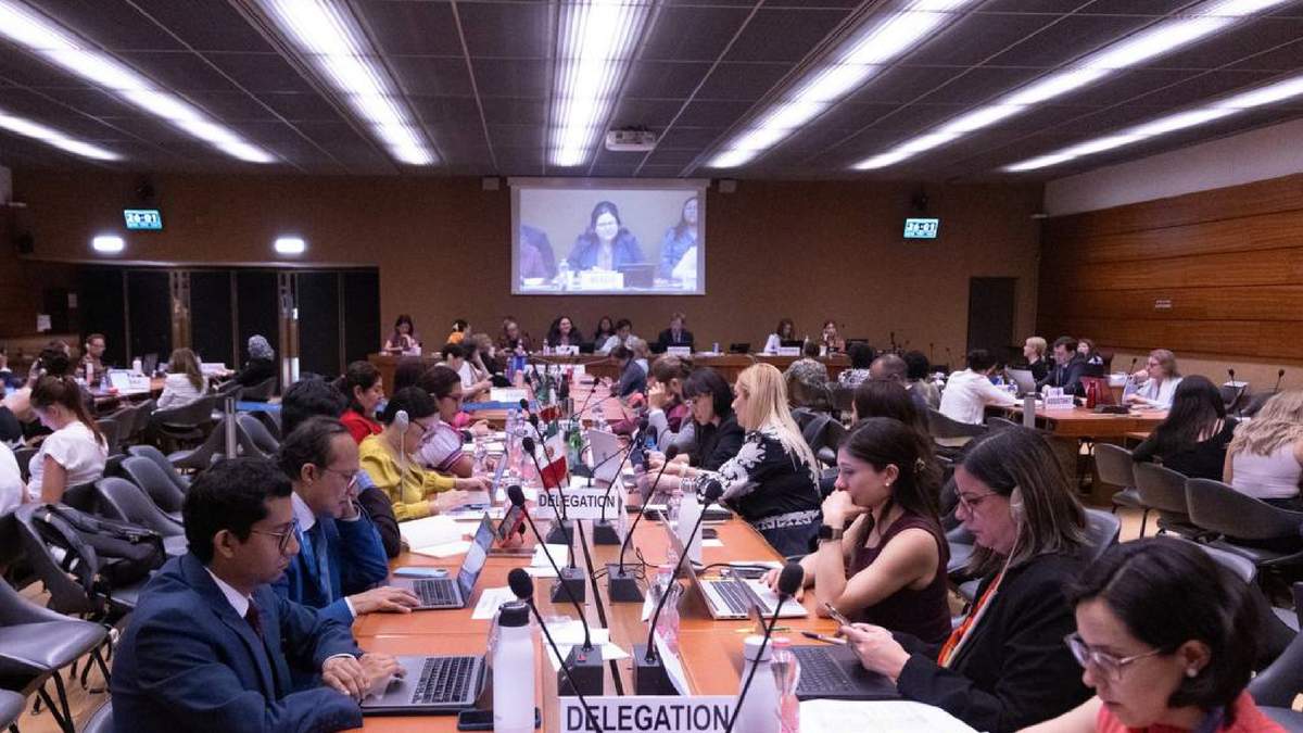 Comité para la Eliminación de todas las Formas de Discriminación contra la Mujer (CEDAW) de la ONU durante la intervención de la titular de la Secretaría de las Mujeres, Citlalli Hernández
