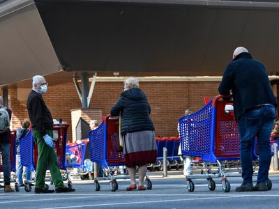 El virus y los invisibles de la humanidad