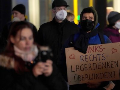 Más de 20 mil alemanes se manifiestan a lo largo del país contra las medidas sanitarias