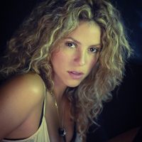 ¡Prenda diminuta y pantys de red!: Shakira enloqueció a sus fans ¡como en los viejos tiempos!