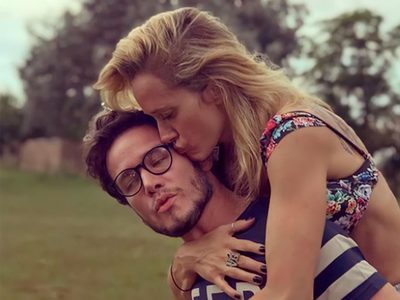Con una contundente imagen, Julieta Prandi y Emanuel Ortega hicieron un hermoso anuncio