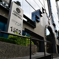 Comparece ante la FGR la fundadora del Foro Consultivo del Conacyt