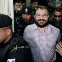 Javier Duarte es sentenciado a nueve años de prisión y multa por...58 mil 890 pesos