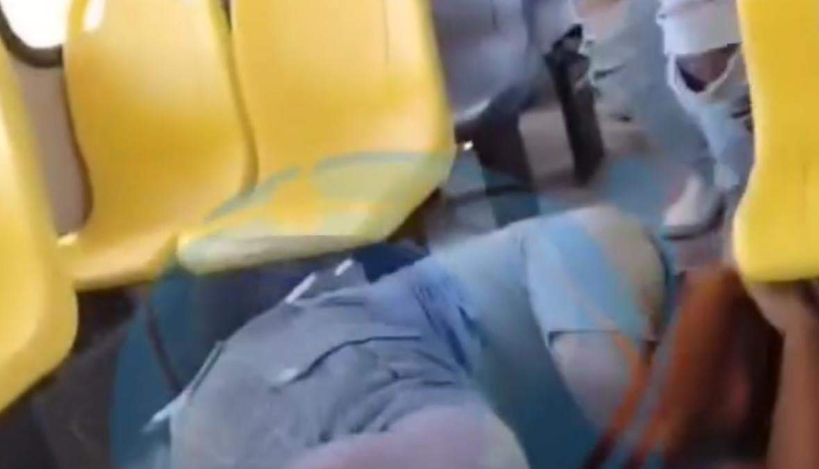 Adolescente golpeado