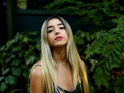 Secuelas muy graves: en medio del confinamiento, Lola Índigo se puso a charlar con cabras