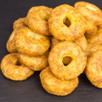 Donas de queso crujientes y deliciosas: la receta perfecta para una picada con onda