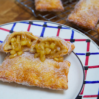 Bocaditos de manzana extra crujientes y azucarados: poné la pava y acompañá el mate con esta tentadora receta