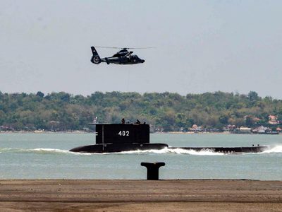 Avanza la búsqueda del submarino indonesio: detectan un “objeto” no identificado
