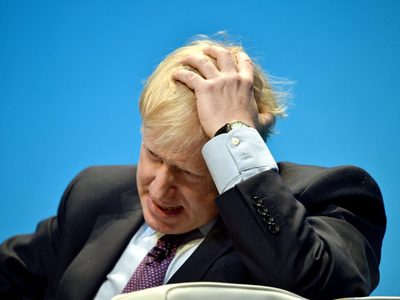 El Gobierno británico bajo presión: las autoridades sanitarias le piden cuarentena total