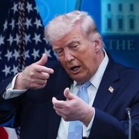 Trump mantiene amenaza de atacar plantas energéticas y la infraestructura civil de Irán