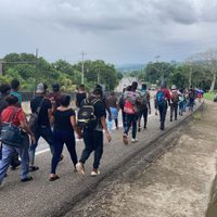 EZLN condena operativos contra migrantes: "da vergüenza"