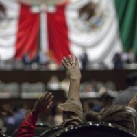 Diputados aprueban ley de Adquisiciones; dejan fuera extinción de fideicomisos