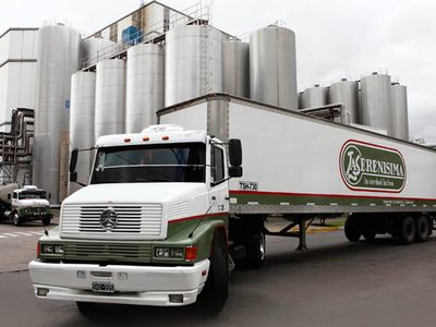 En medio de la pandemia, garantizan el abastecimiento de lácteos en Loncopué