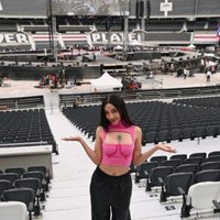 Quién es Willy Bronca, el ecléctico artista que abrirá los conciertos de María Becerra en River