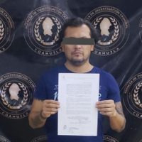 Detienen a sujeto que golpeó a dos mujeres en una lavandería; la agresión fue grabada en video