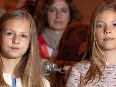 Se enteraron en vivo: la Princesa Leonor se abraza en llanto con su hermana Sofía