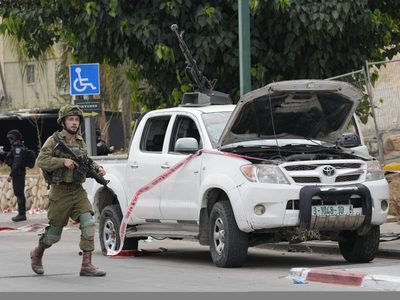 Jefe de inteligencia militar israelí renuncia por no haber impedido el ataque del 7 de octubre