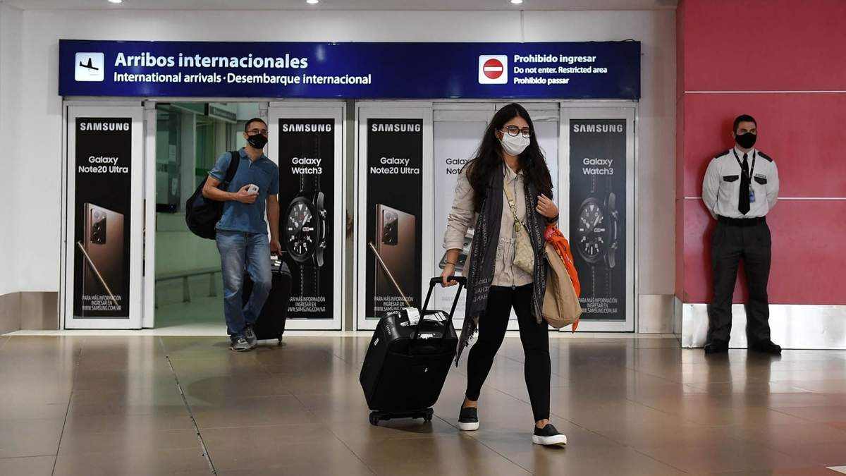 Arribo de extranjeros al país. Fuente: (Twitter)