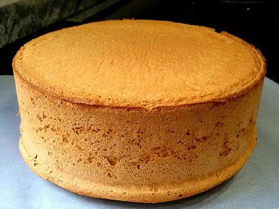 Si siempre se te pega la torta al molde, este eficaz truco de la abuela te ayudará a desmoldarla sin romperla