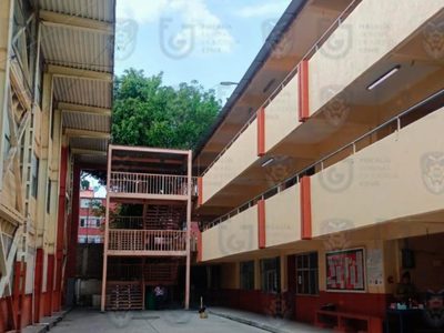Fátima declaró que nadie estaba cerca de ella cuando cayó del segundo piso de la secundaria: FGJCDMX