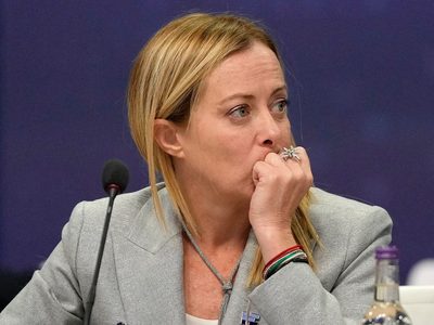 Bromistas rusos engañan a primera ministra italiana; la hacen admitir que hay cansancio por Ucrania