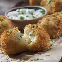 Bolitas de queso: poné la pava y hacé esta receta facilísima para acompañar con unos buenos mates