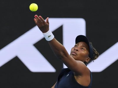 Venus Williams establece récord como la tenista de mayor edad en jugar el Abierto de Australia