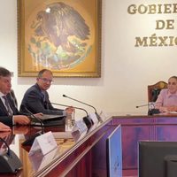 Sheinbaum firma acuerdo con Liomont y Moderna para producir vacunas en México