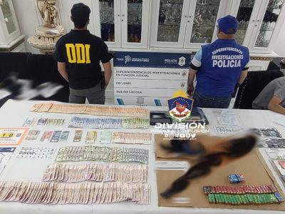 A una mujer se le acabó el “cuento del tío” y quedó detenida tras una serie de allanamientos