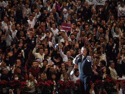 Ebrard anuncia recorrido por 300 distritos electorales para ser candidato presidencial en 2024