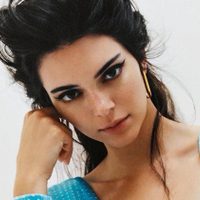 Nadie imaginó que Kendall Jenner fuera una de ellas ¡Impresionante!