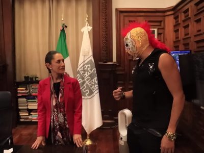 "Ni para la gasolina": El Escorpión Dorado niega que la entrevista con Sheinbaum fuera pagada