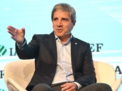 Cede Caputo y le asegura liquidez a los bancos