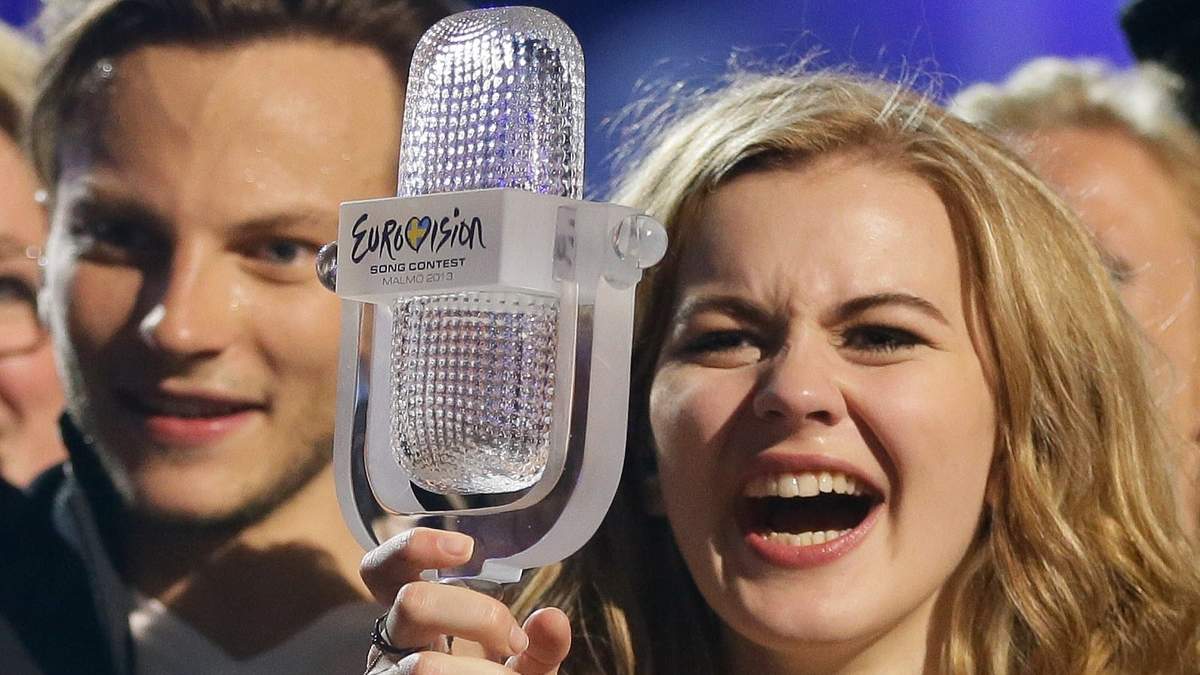 La ganadora del Festival de la Canción de Eurovisión 2013, Emmelie de Forest de Dinamarca
