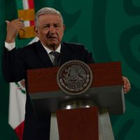 AMLO descarta “mano negra” del extranjero para frenar Dos Bocas tras conflicto laboral