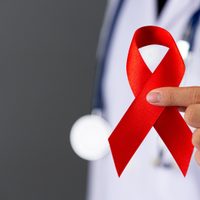 Los recortes para prevenir el sida podrían causar 4 millones de muertes adicionales en EEUU