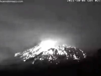 El Popo registra explosión durante la madrugada (Video)