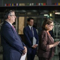 México enviará a la Guardia Nacional a la frontera sur y asilará a los migrantes que le devuelva EU