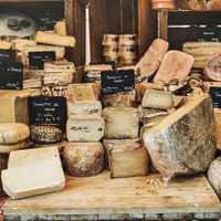 Quesos franceses, un viaje por el mundo del sabor y la tradición