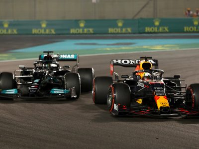 Max Verstappen es campeón mundial por primera vez, vence a Lewis Hamilton