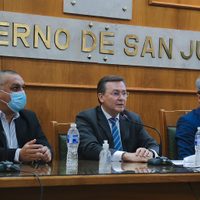 Alberto Hensel y Sergio Uñac entregaron subsidios del Plan Nacional de Minería Social