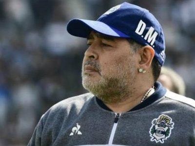 El insólito pedido de Maradona a los hinchas de Gimnasia