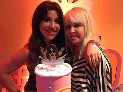 Claudia Villafañe tomó una difícil decisión y Gianinna Maradona la apoyó con un fuerte mensaje