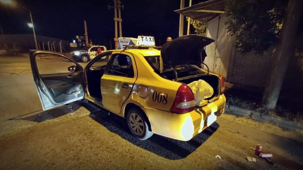 Robo y huida en taxi en Neuquén Capital. Fuente: (Twitter)