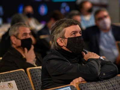Coronavirus en el Gobierno: Máximo Kirchner permanece en aislamiento preventivo