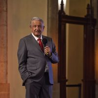 AMLO: con la Ley de la Industria Eléctrica se corrige un "absurdo" y una "trampa corrupta"