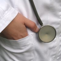 Los hospitales de Neuquén recibirán a médicos recién egresados de la UNCo